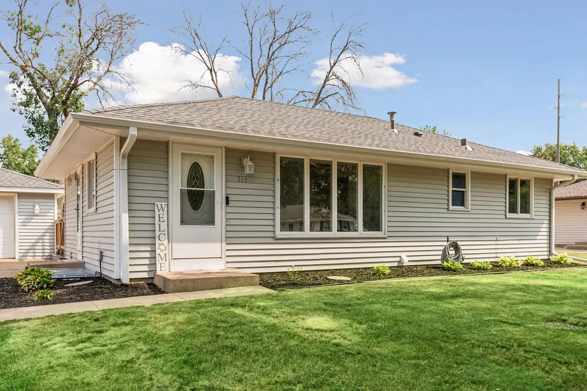 311 109th Avenue Nw, Coon Rapids, MN 55448 - #1