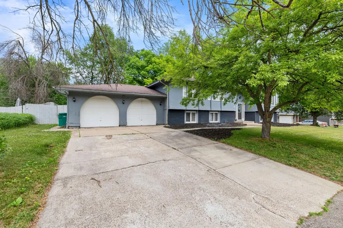 121 Chaparral Drive, Apple Valley, MN 55124 - #1