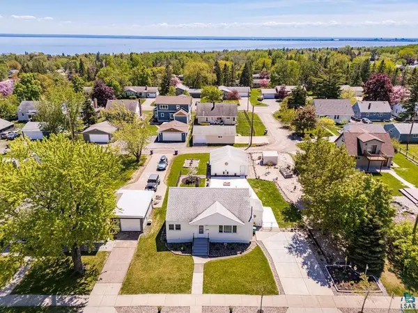 4604 Glenwood Street, Duluth, MN 55804
