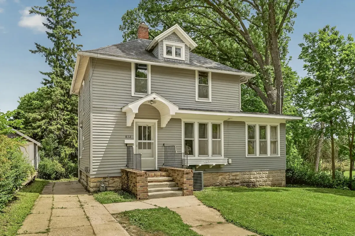 812 6th Avenue Sw, Rochester, MN 55902 - #1