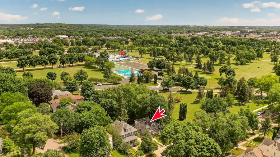 812 6th Avenue Sw, Rochester, MN 55902 - #3