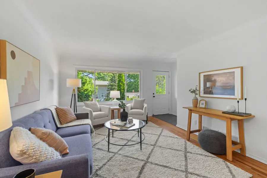 510 Wyoming Street E, Saint Paul, MN 55107 - #3