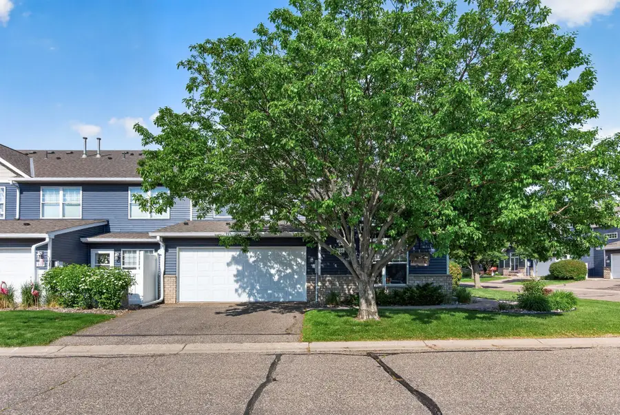 440 Hickory Lane N, Oakdale, MN 55128 - #2