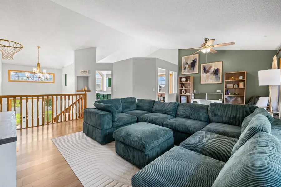 2044 Pheasant Run Street, Shakopee, MN 55379 - #3