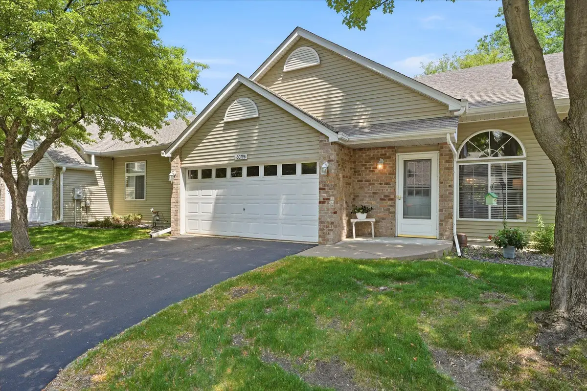 6079 Courtly Alcove #B, Woodbury, MN 55125 - #1