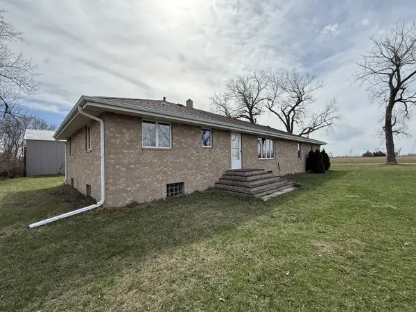 2829 SE 147 Avenue Se, Ayr, ND 58007