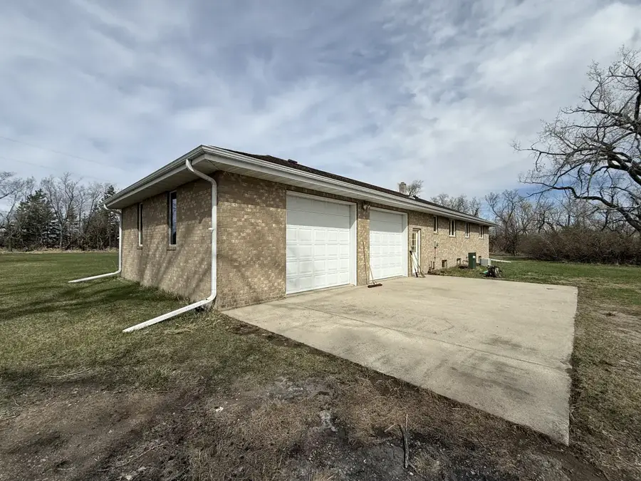2829 SE 147 Avenue Se, Ayr, ND 58007 - #3