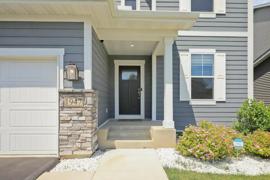 1947 Mulberry Lane, Carver, MN 55315 - #2