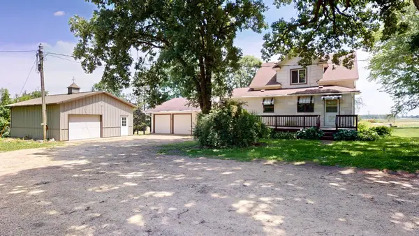 28989 780th Avenue, Clarks Grove, MN 56016