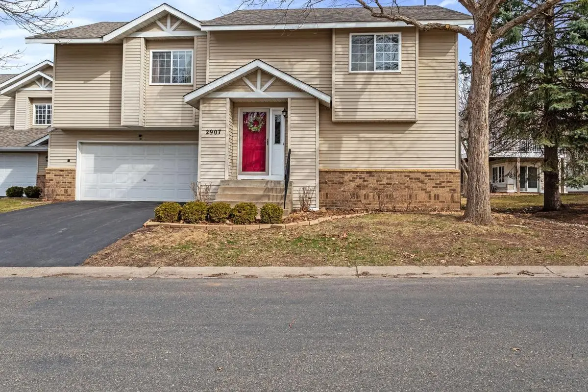 2907 Devonshire Circle, Woodbury, MN 55125 - #1