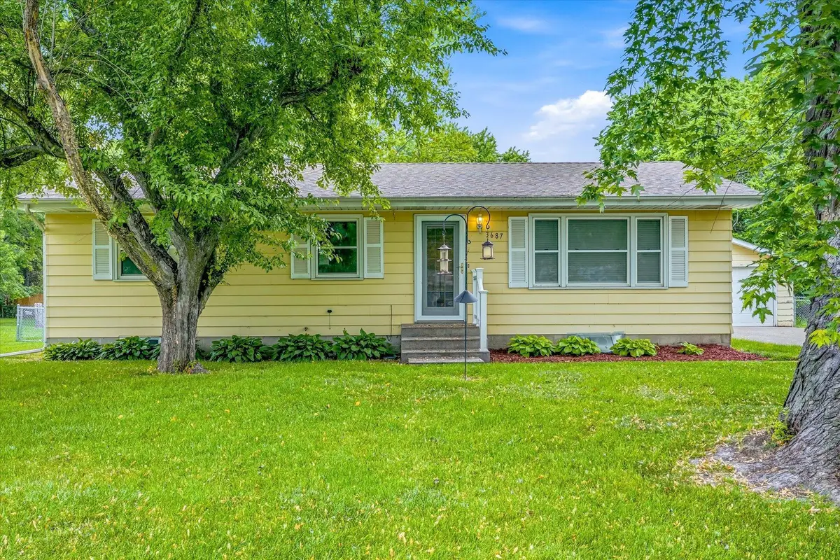 3687 Arcade Street N, Vadnais Heights, MN 55127 - #1