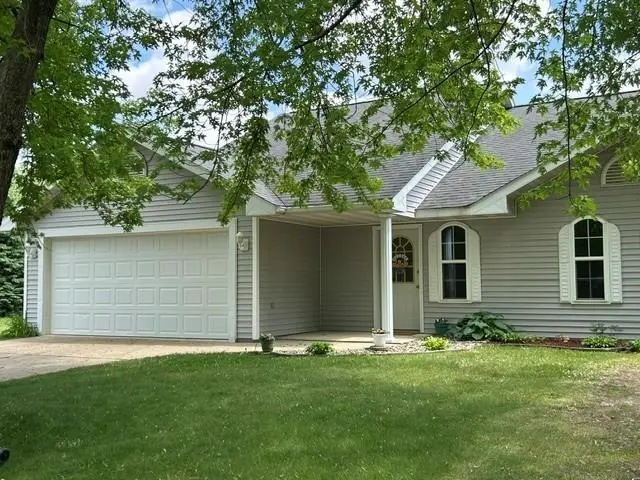 203 Lindstrom Avenue W, Grove City, MN 56243 - #1