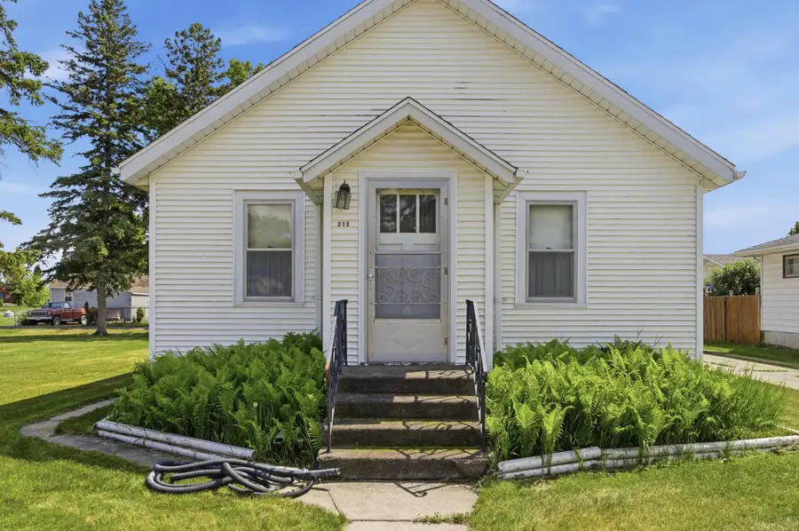 212 1st Avenue Sw, Dilworth, MN 56529 - #3