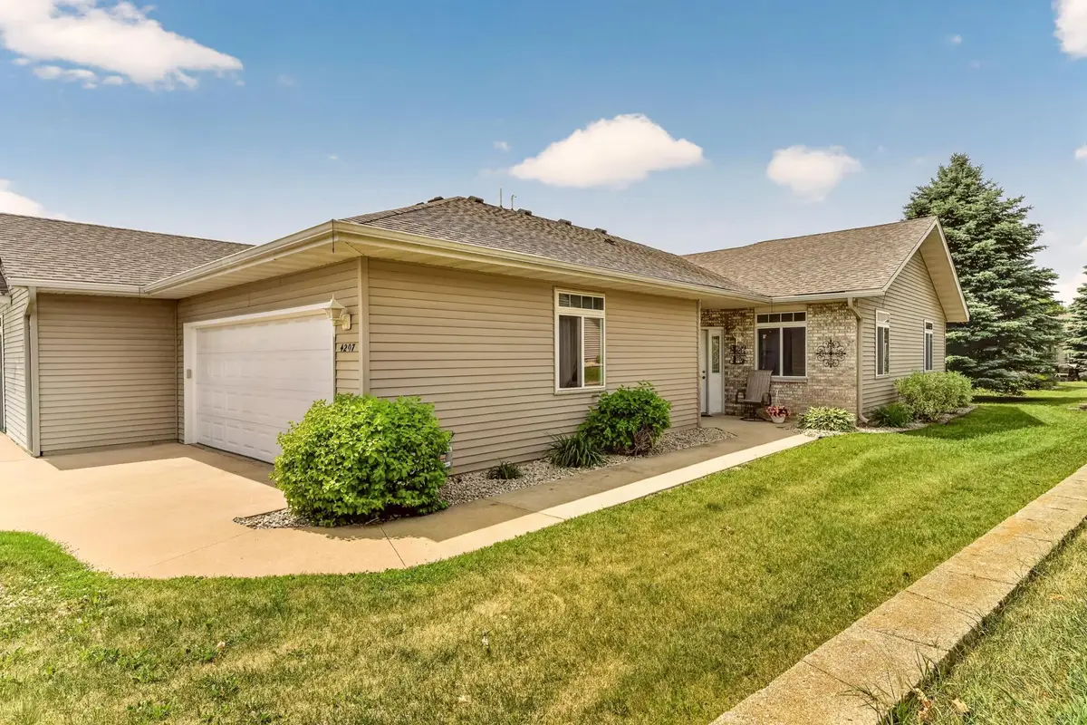 4207 Redhawk Drive Se, Rochester, MN 55904 - #1