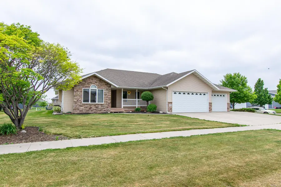 1172 Morningside Court, Casselton, ND 58012 - #2