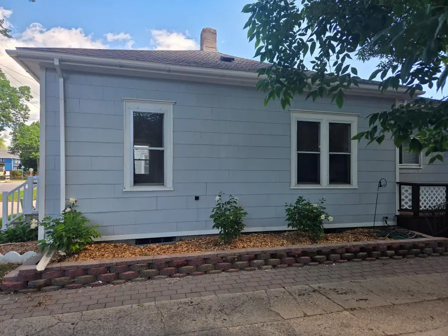 310 14th Street S, Fargo, ND 58103 - #3