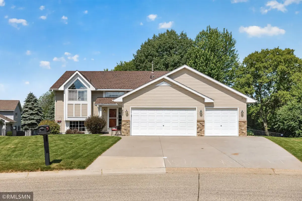 893 Marnie Circle S, Maplewood, MN 55119 - #1