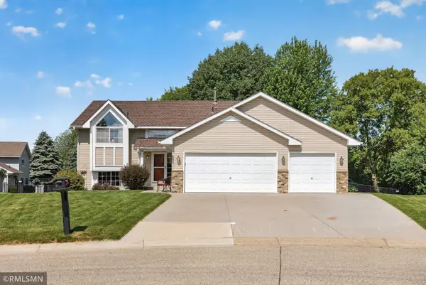 893 Marnie Circle S, Maplewood, MN 55119