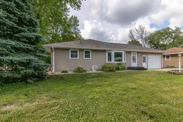 100 Meadow Lane, Mankato, MN 56001