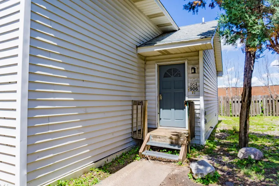 904 9th Avenue Se, Minneapolis, MN 55414 - #2