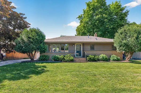 1056 Glenhill Road, Shoreview, MN 55126