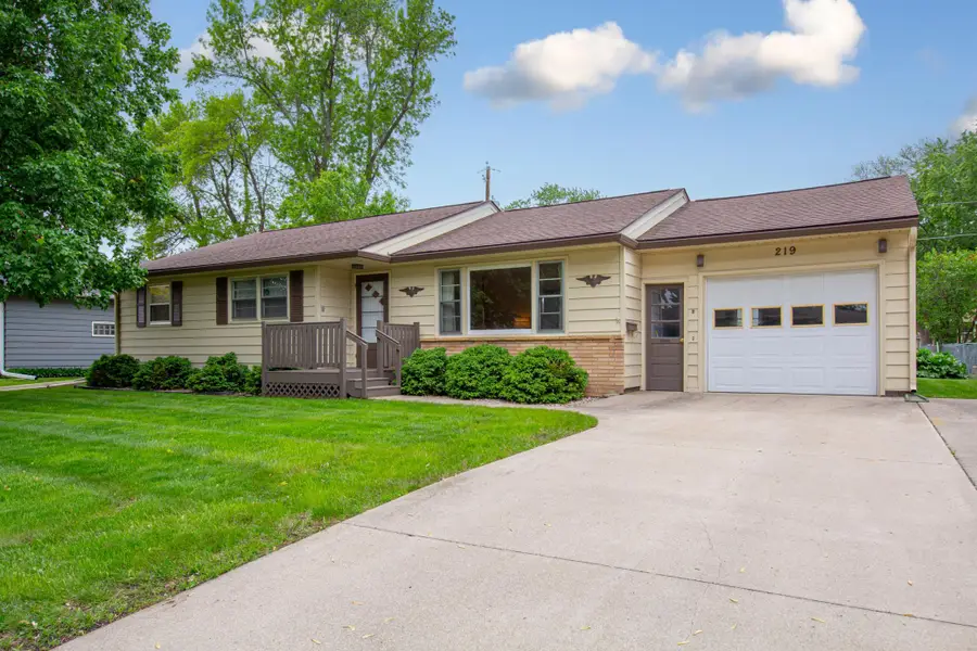 219 Floral Avenue, Mankato, MN 56001 - #2