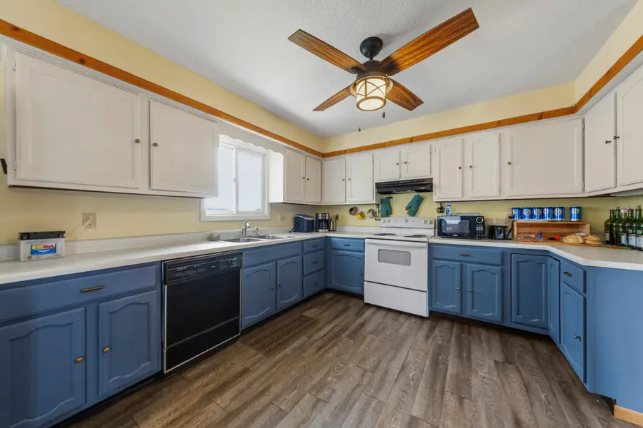 1114 N High Street, Lake City, MN 55041 - #3