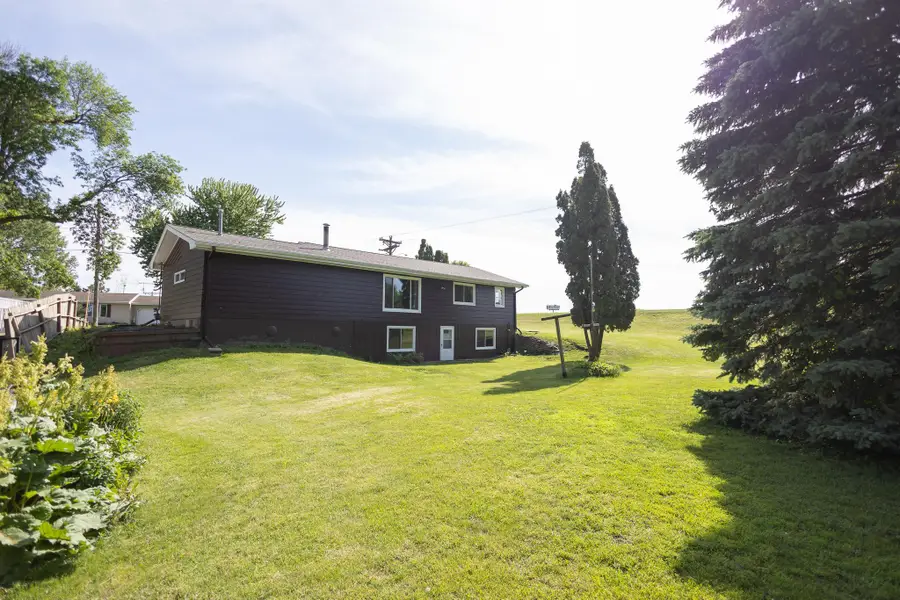 2101 Kenneth Drive, Albert Lea, MN 56007 - #3