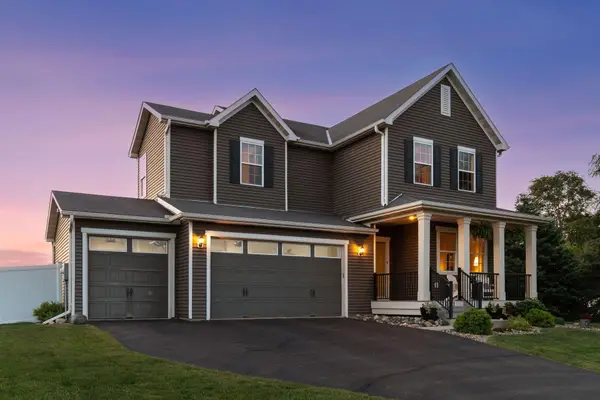7091 Oak Ridge Court, Shakopee, MN 55379