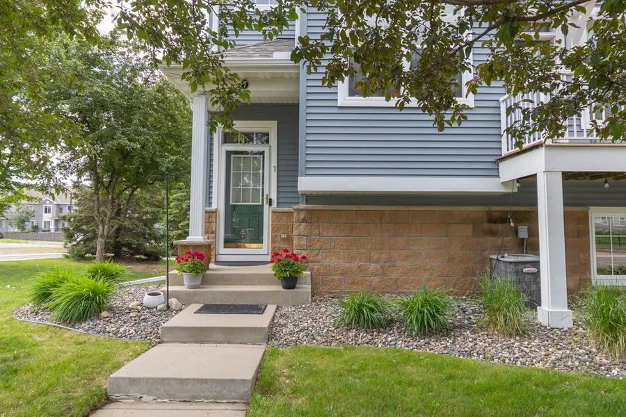 1691 Village Trail E #7, Maplewood, MN 55109 - #3