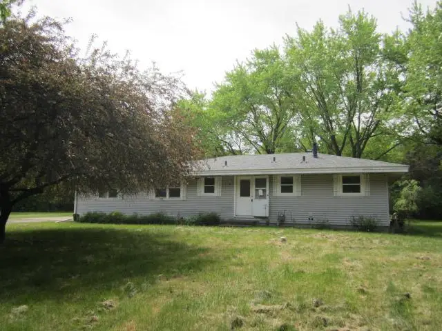 1064 273rd Avenue Ne, Isanti, MN 55040 - #1