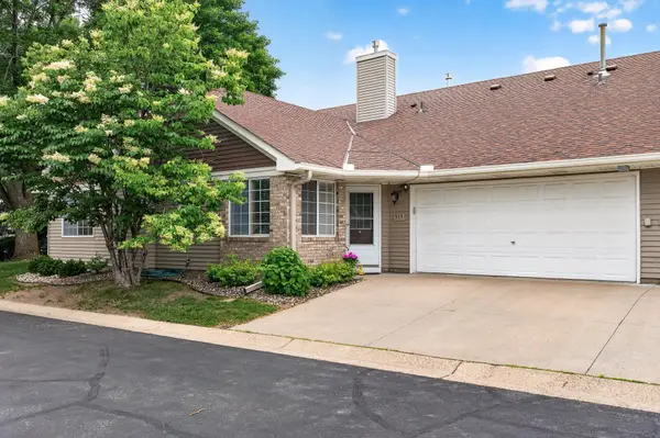 515 Lovell Avenue, Roseville, MN 55113
