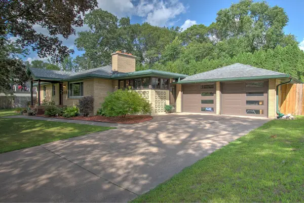 2850 Holly Street S, Cambridge, MN 55008