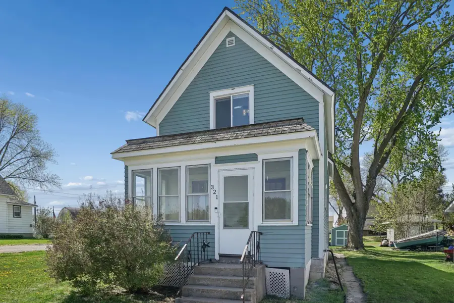 321 1st Street Ne, Plato, MN 55370 - #2