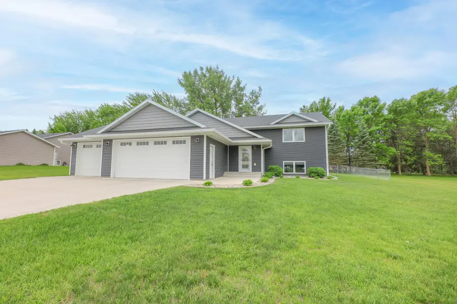 2580 Lois Lane Se, Alexandria, MN 56308 - #2