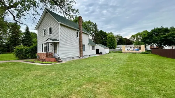 1380 Charlton Street, West Saint Paul, MN 55118