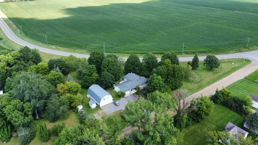 58560 Kirkwood Road, Mankato, MN 56001 - #2