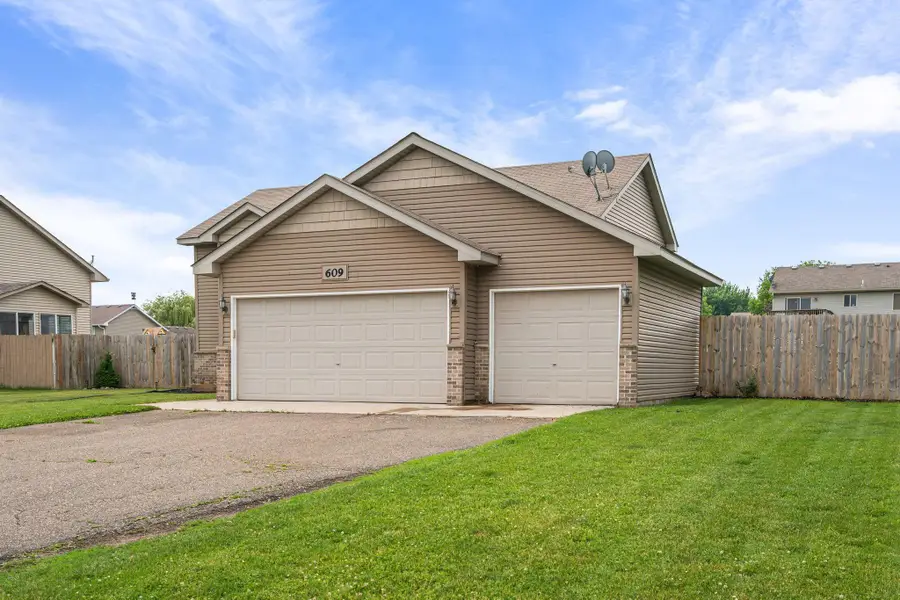 609 Bluebird Street, Mora, MN 55051 - #3
