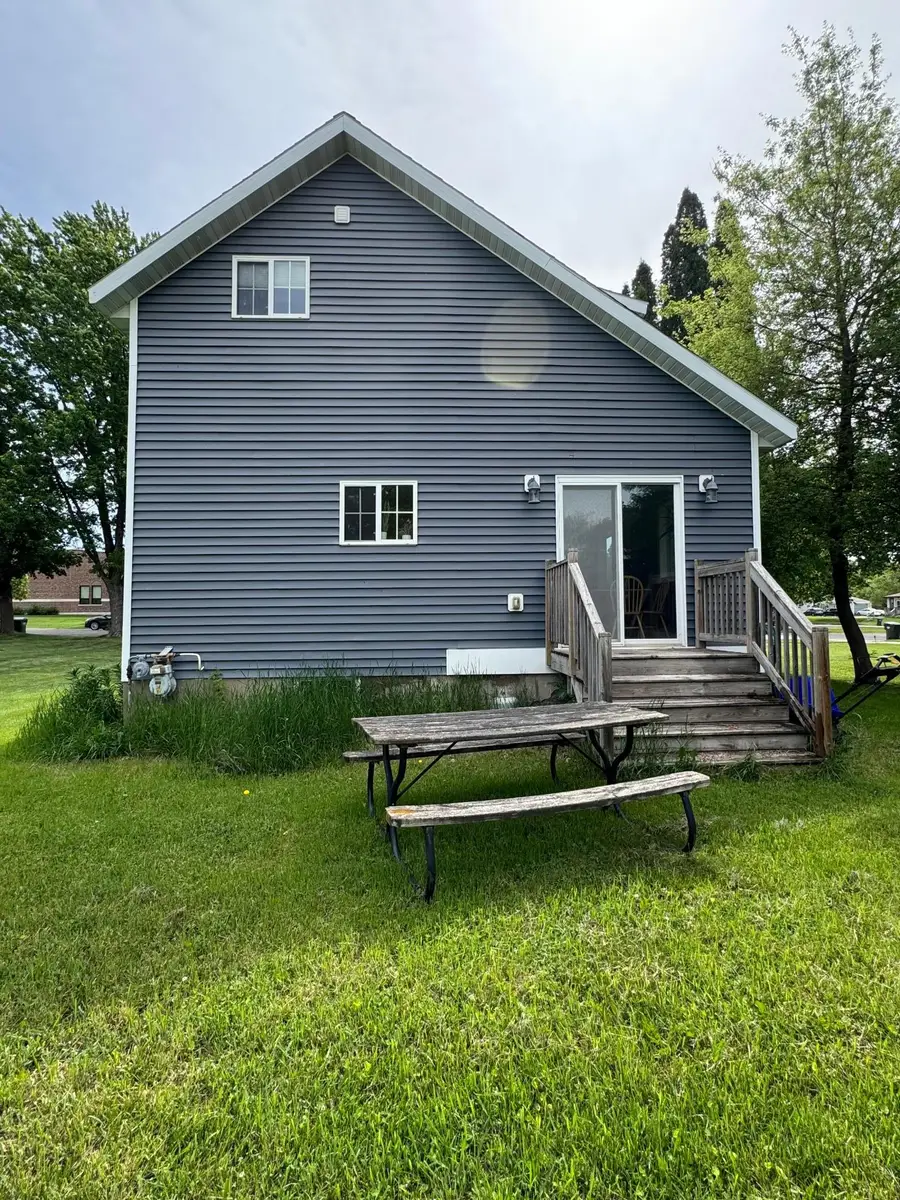 308 S 11th Street, Olivia, MN 56277 - #2
