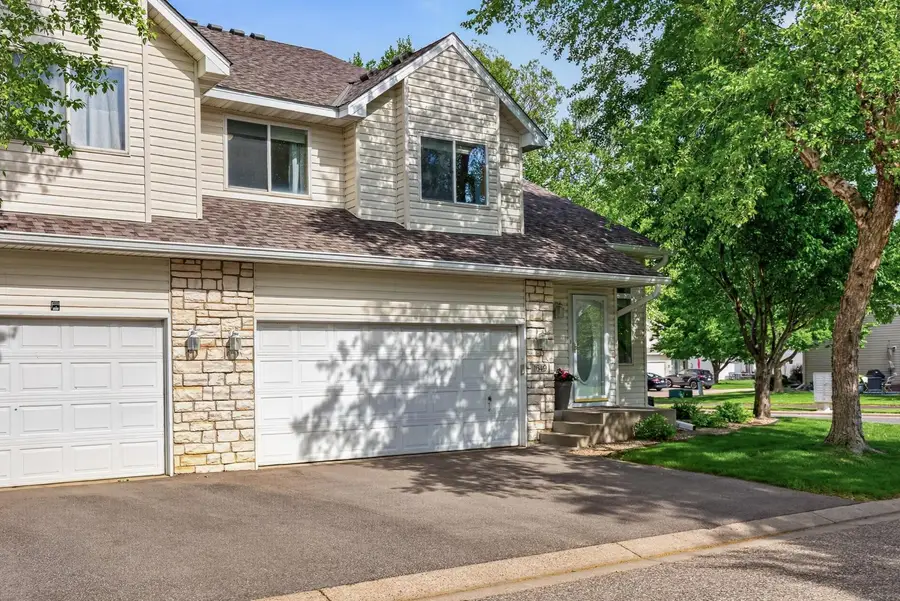 1649 Hamilton Lane, Shakopee, MN 55379 - #2