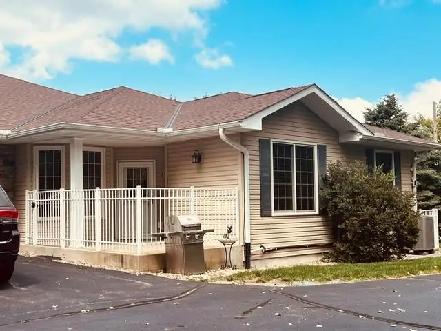 2201 7th Street Nw #A, Austin, MN 55912 - #2