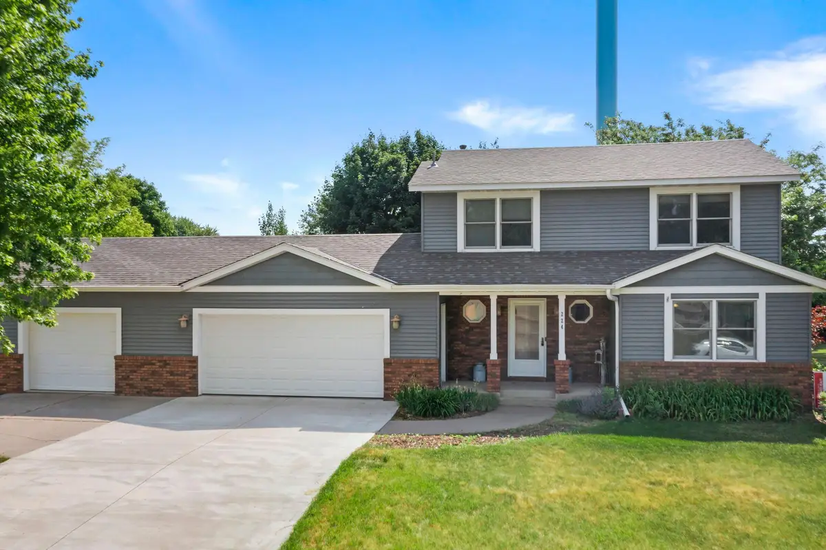 224 Minnesota Avenue S, Vermillion, MN 55085 - #1