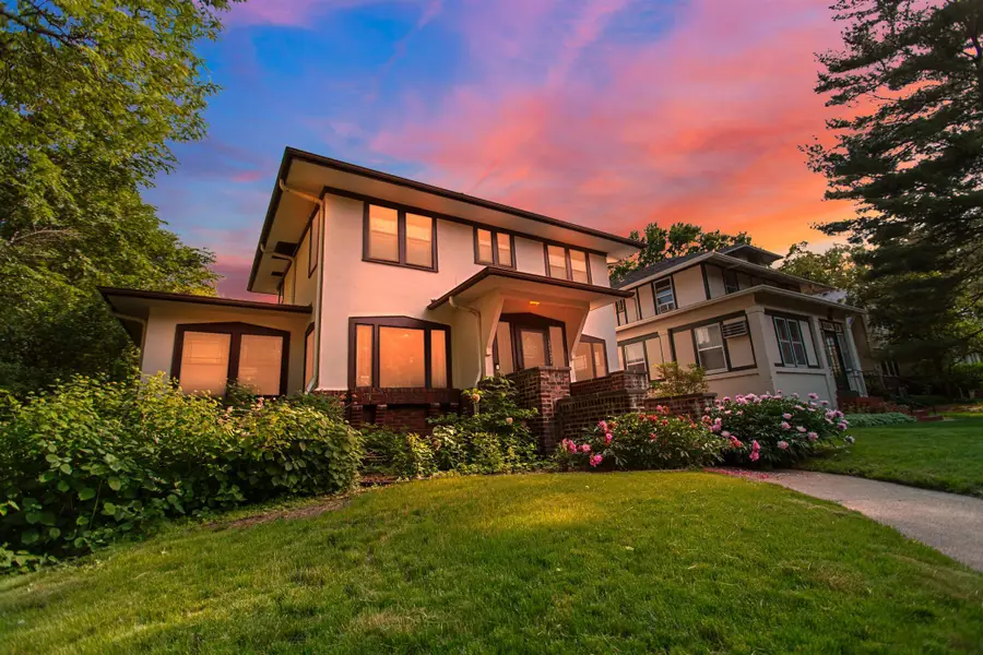 2122 Carroll Avenue, Saint Paul, MN 55104 - #2