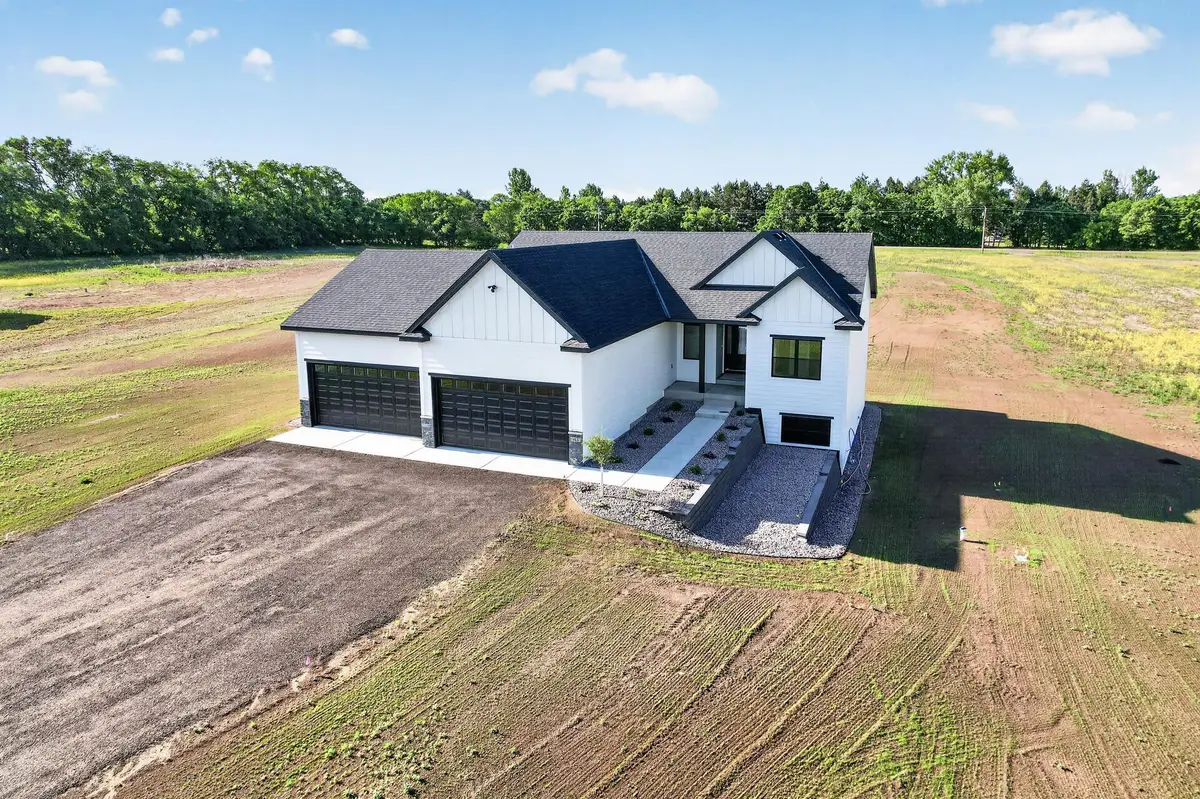 13437 295th Avenue Nw, Princeton, MN 55371 - #1