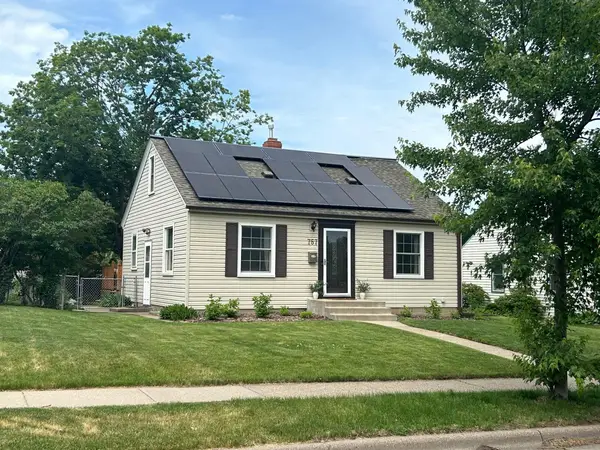 757 Nebraska Avenue W, Saint Paul, MN 55117