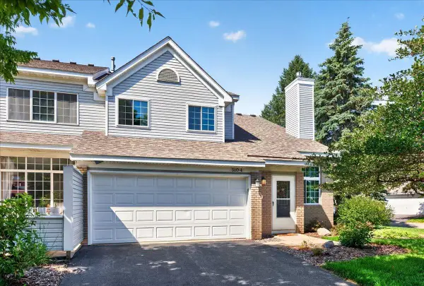 510 Lovell Avenue #4, Roseville, MN 55113