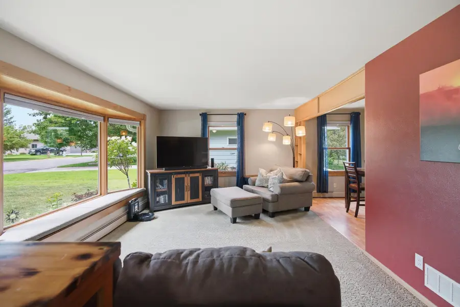 204 2nd Street Nw, Fairfax, MN 55332 - #2