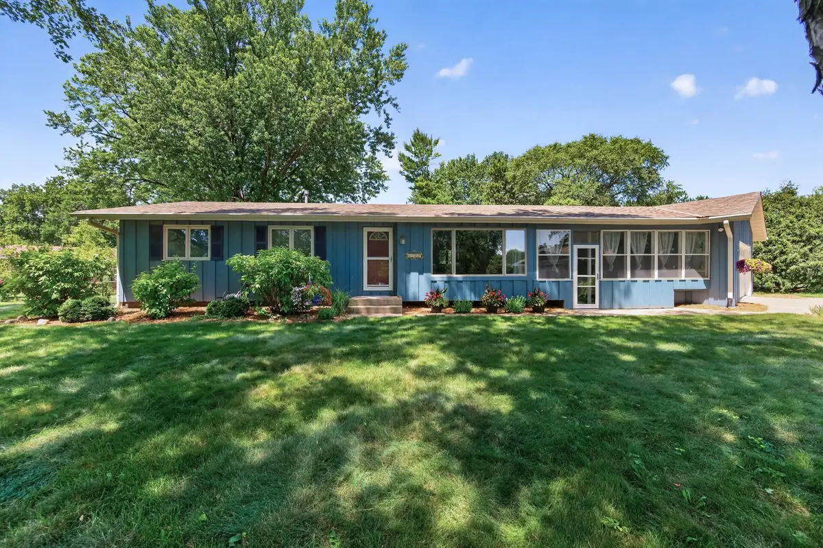 6700 Kennaston Drive Ne, Fridley, MN 55432 - #1