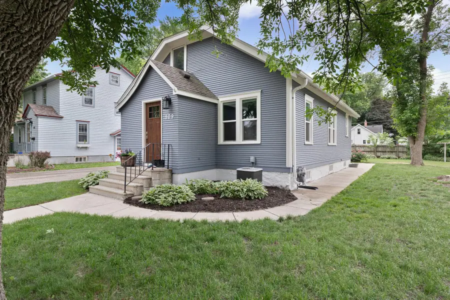509 E Academy Street, Owatonna, MN 55060 - #3