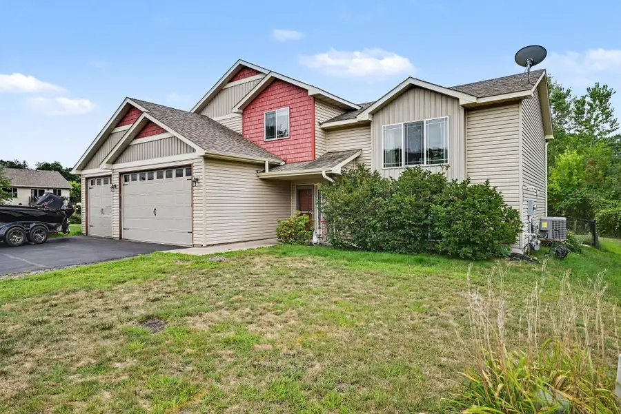 820 Kelly Street, Lino Lakes, MN 55014 - #3